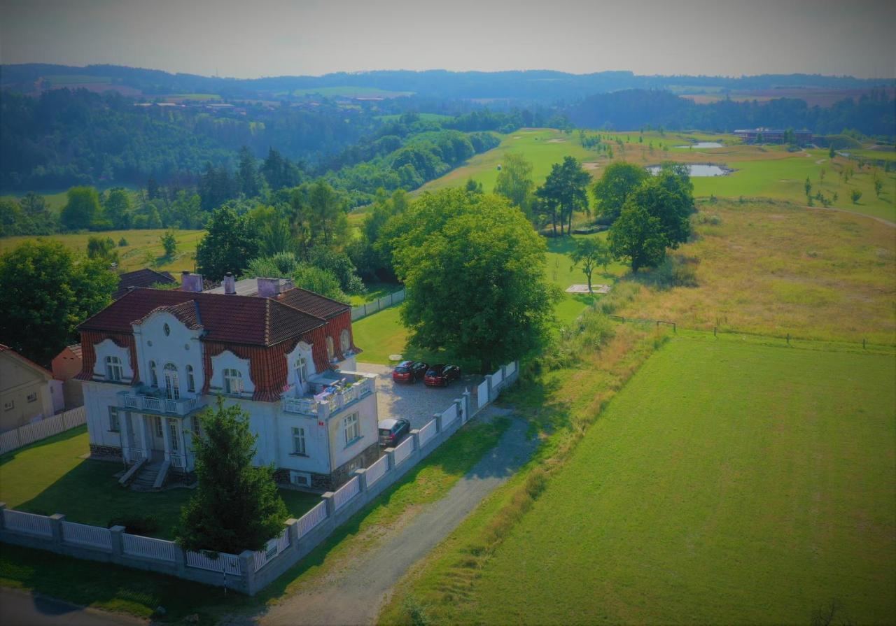 Apartmany Vila Manicka Kacov Экстерьер фото